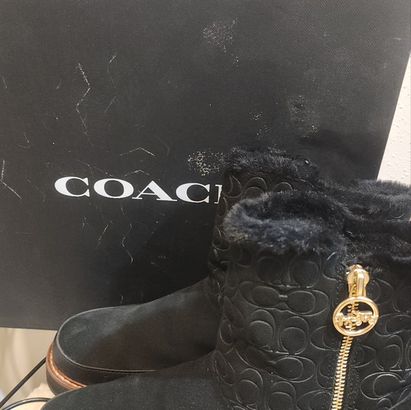 Coach Black ISA Suede Boot - Picture 4 of 9